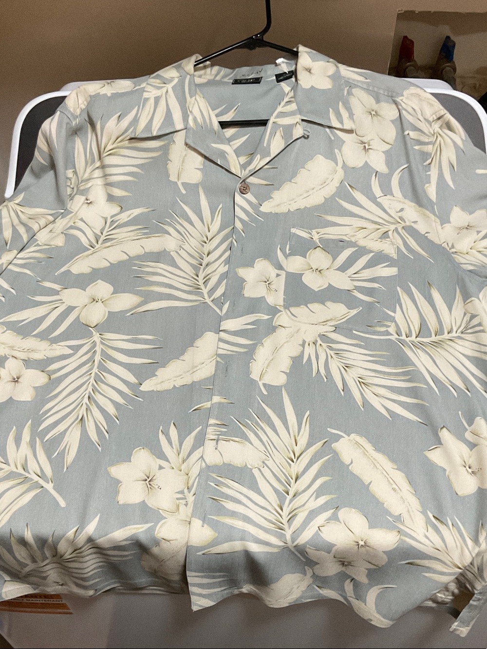 Men's Casual Tropical Button-Down Shirt — Light Blue with Cream Floral Print